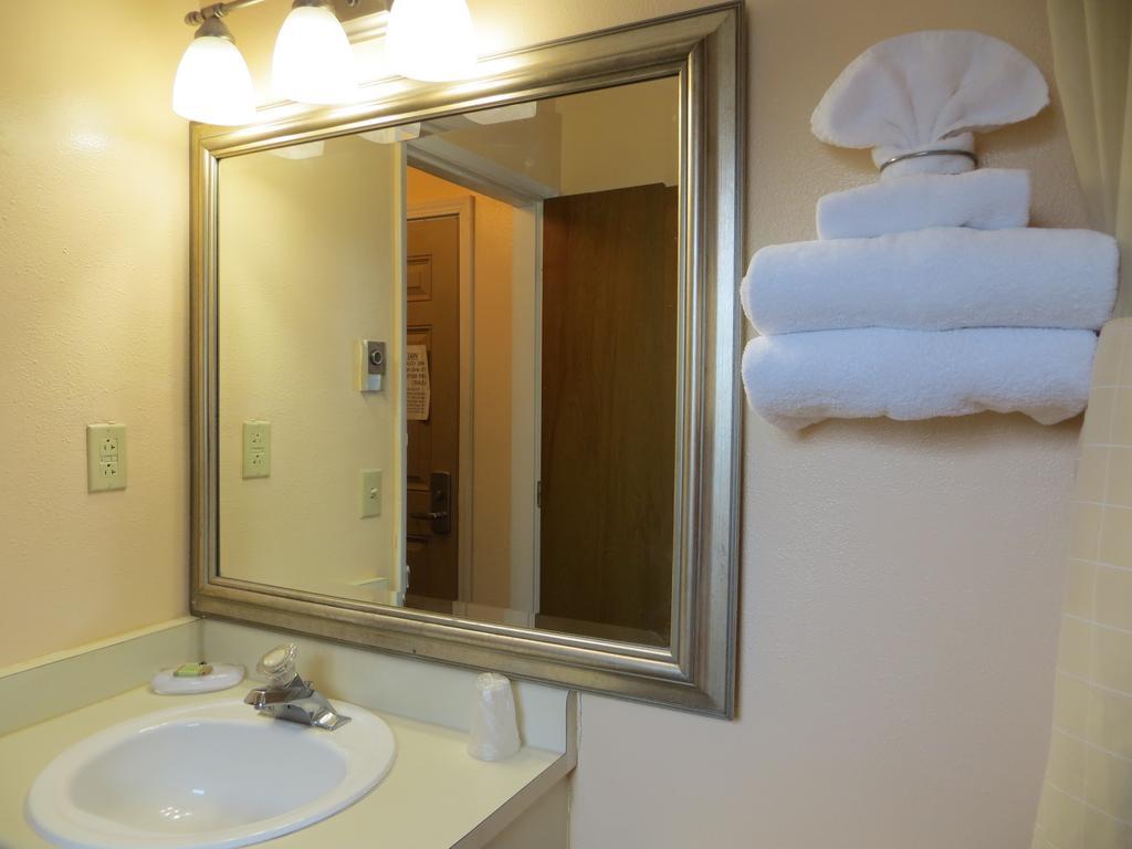 Cameo Motel - Portland Room photo